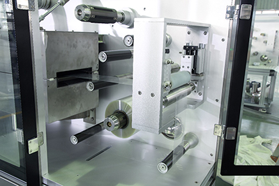 Máquina automática para producción de película delgada oral, OZM-160