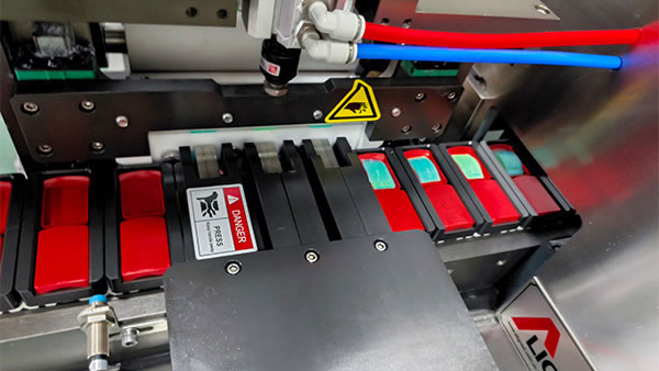Envasadora automática de casetes de película delgada oral